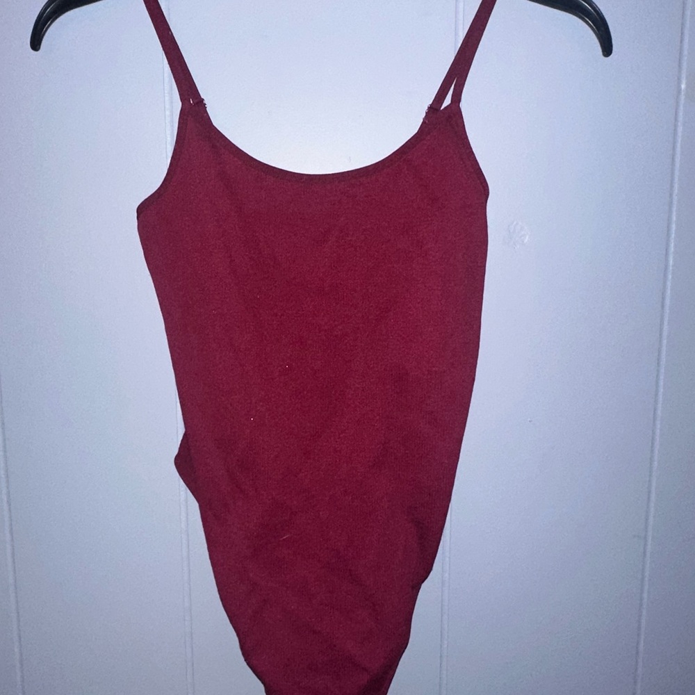 Bozzolo Burgundy Sleeveless Top